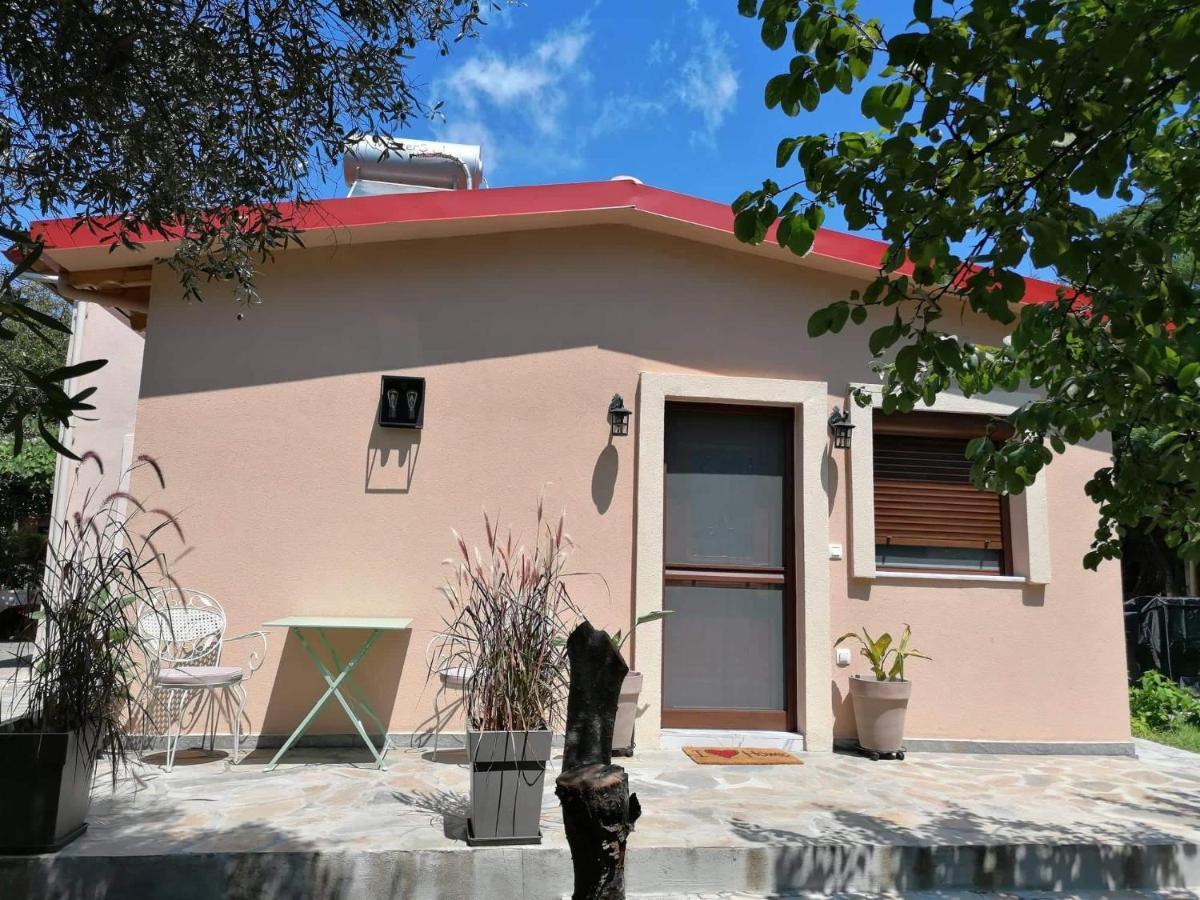 Tiny House By The Sea Villa Nea Skioni Luaran gambar