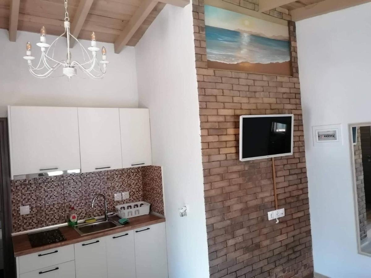 Tiny House By The Sea Villa Nea Skioni Luaran gambar